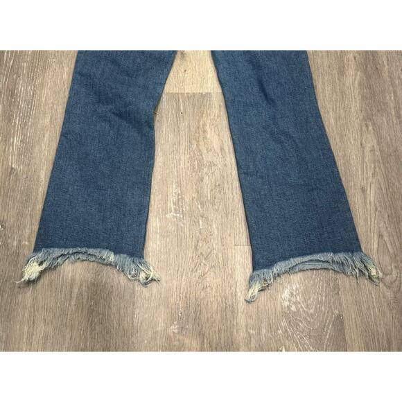 Altar'd State Women's 27 Ripped Distressed Boot Crop Jeans Frayed Hem - Picture 9 of 10